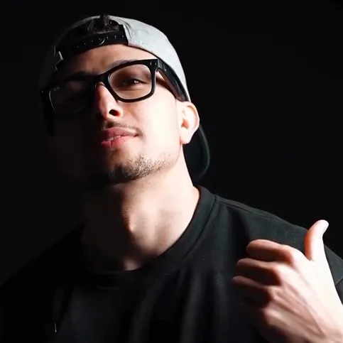 Said, il proprietario di Deepfade